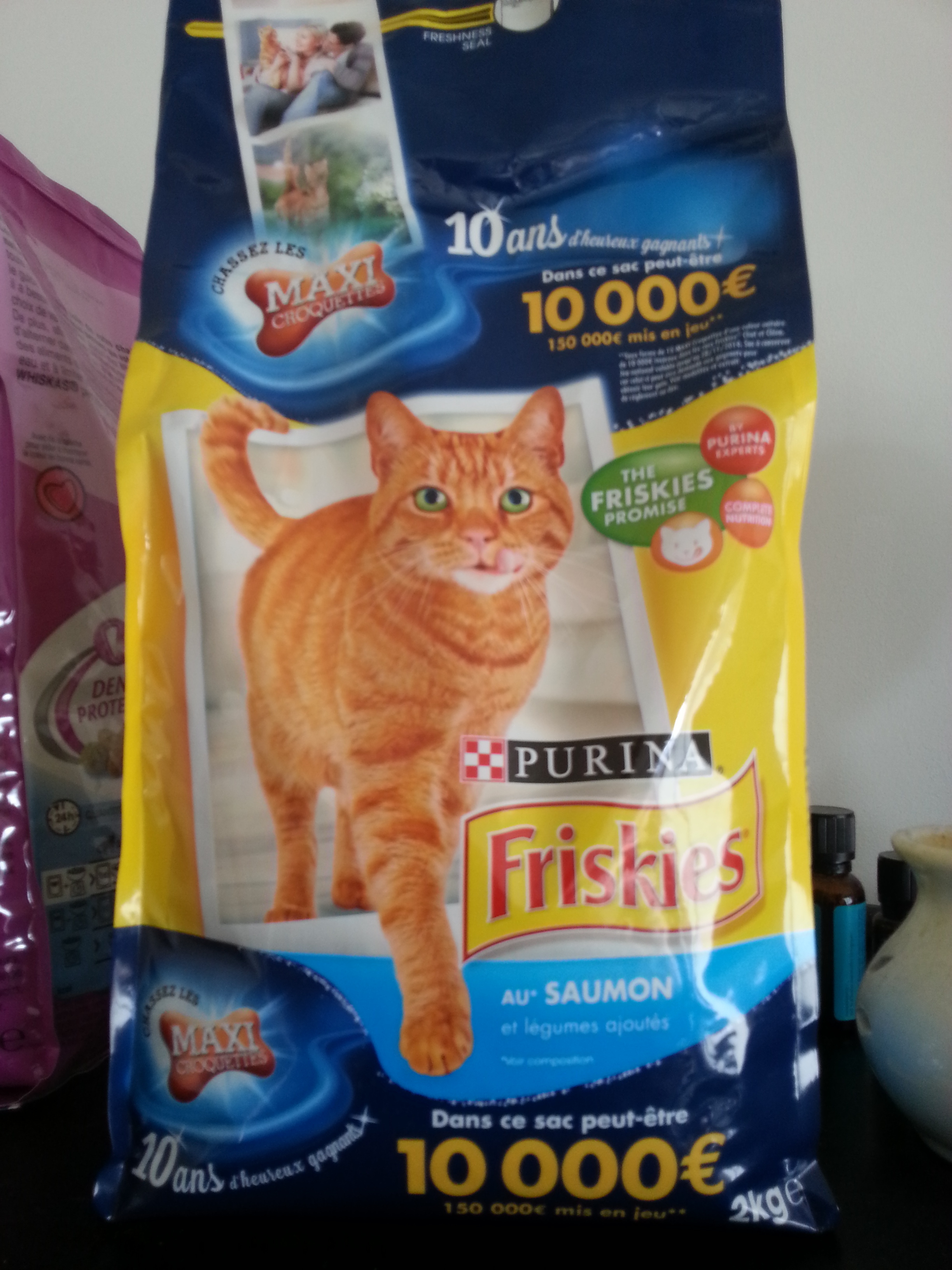 Friskies au saumon