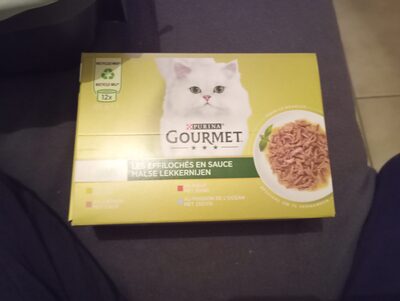 GOURMET™ Gold Malse Lekkernijen Kattenvoer nat met Kip, Zeevis, Rund en Zalm (12x85g)