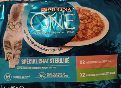 Purina One Spécial Chat Stérilisé - Effilés en Sauce Saumon et Carottes / Dinde et Haricots Verts 4x85g