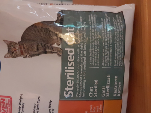 Science Plan Sterilised Cat Young Adult with Chicken