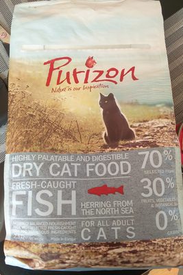 Dry cat food fresh-Caught Fish